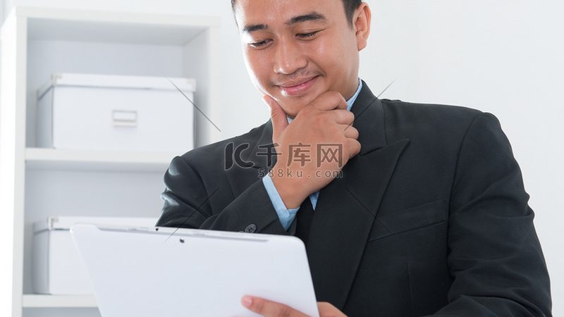 京东代运营代发代播一体：数据复盘，揭秘电商增长之道